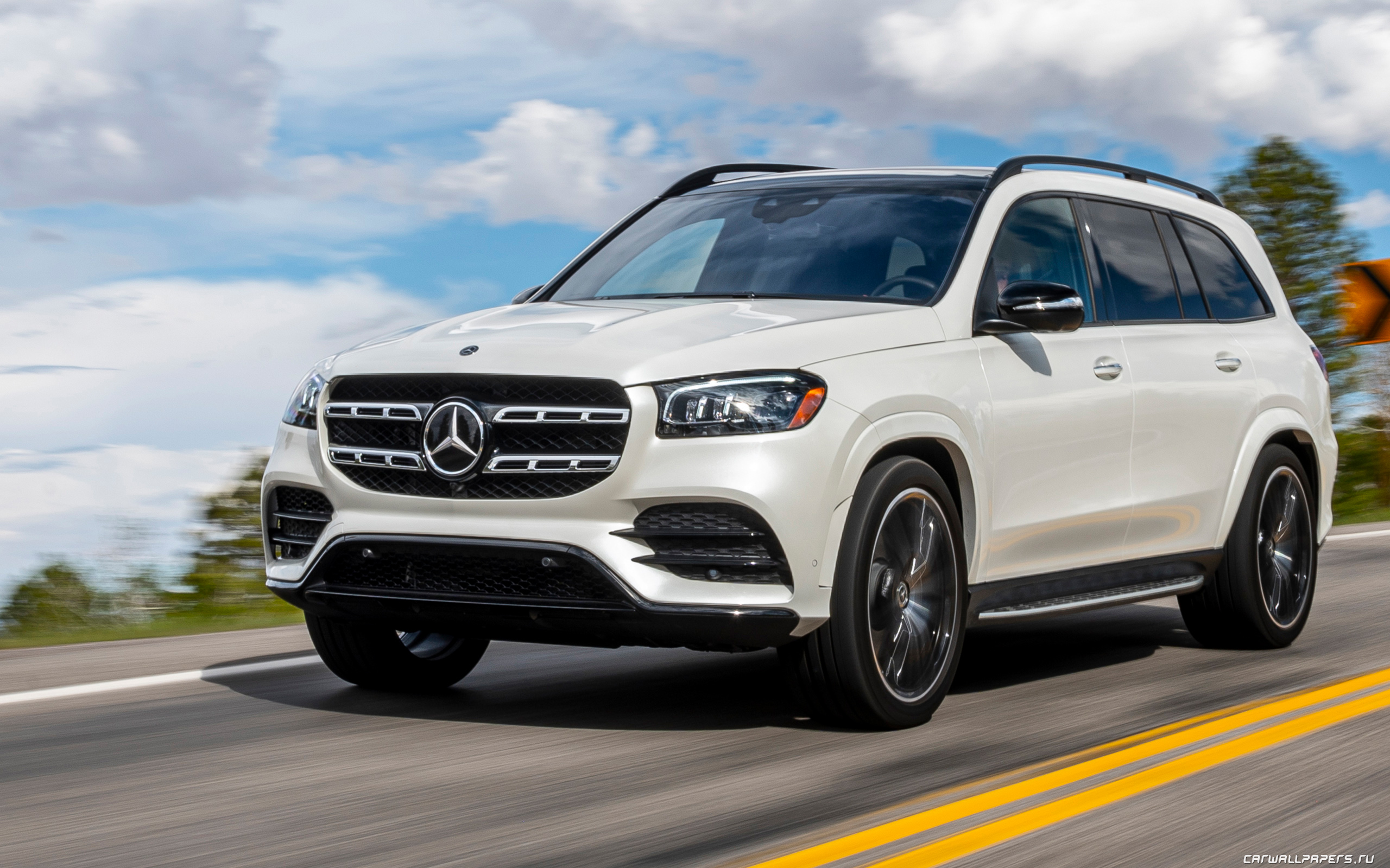 Мерседес внедорожник 2020 GLE Benz белый