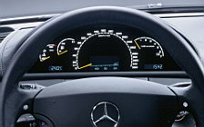 Обои автомобили Mercedes-Benz CL65 AMG - 2003