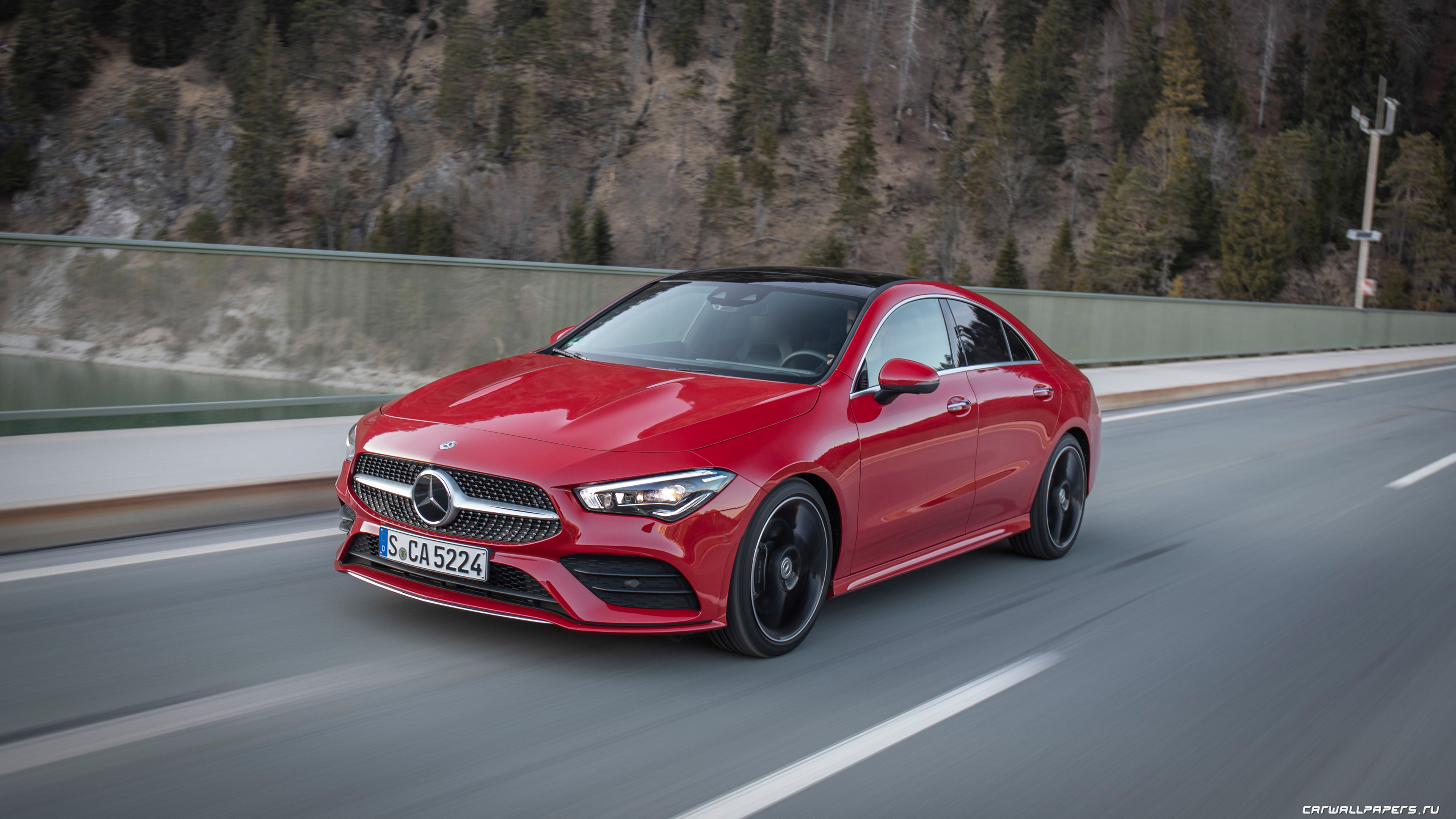 Mercedes CLA 45 AMG салон