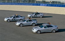 Обои автомобили Mercedes-Benz CLK55 AMG Safety Car - 2003
