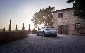   Ferrari Purosangue - 2022