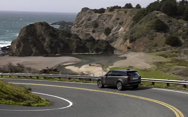   Range Rover SE P400 LWB US-spec - 2022