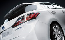   Lexus CT200h - 2010
